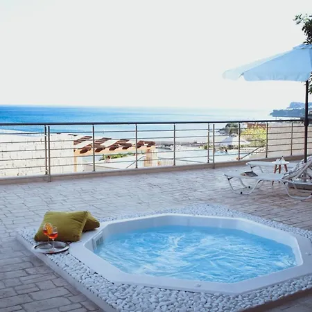 Private Luxury 3bdrm - Walk To Keratokampos