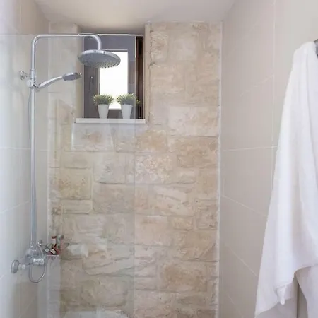 Villa Private Luxury 3bdrm - Walk To