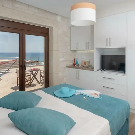 Villa Private Luxury 3bdrm - Walk To Keratokampos