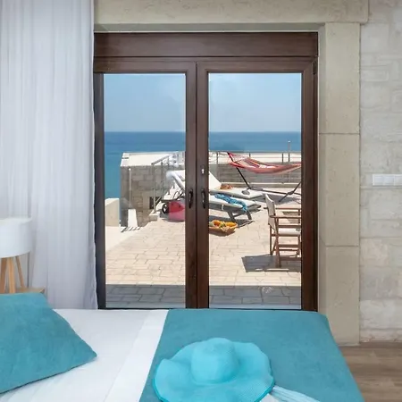 Private Luxury 3bdrm - Walk To Villa